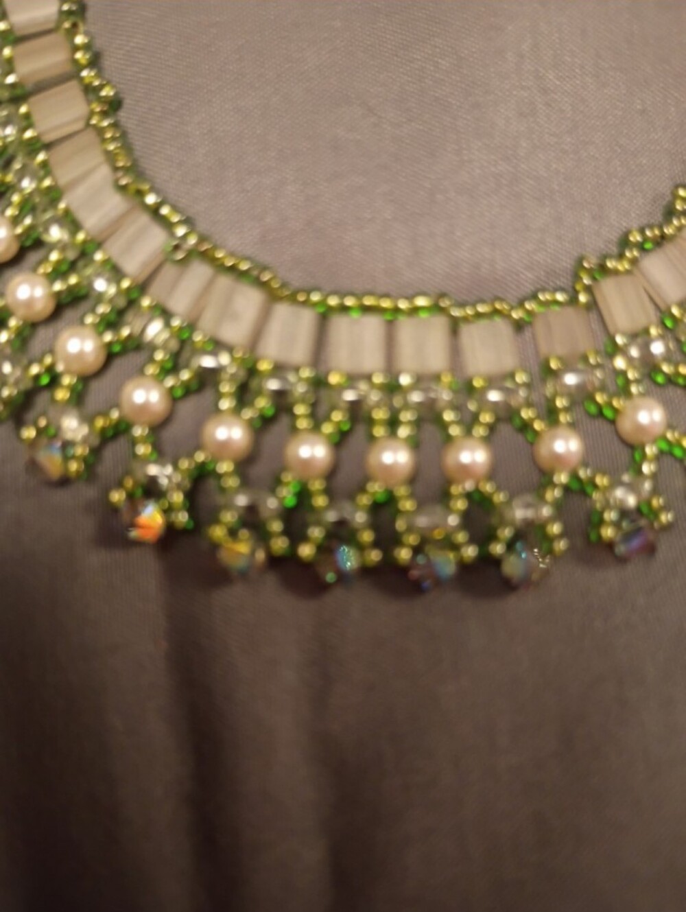 Handcrafted Green Pearl & Crystal Collar Necklace